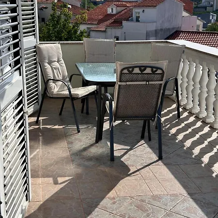 Djurda Apartamento Krk Town