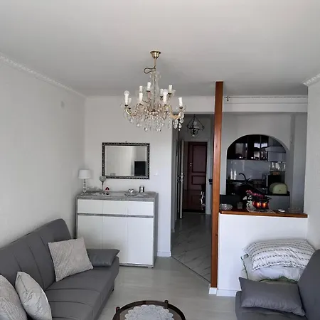 Djurda Apartamento *