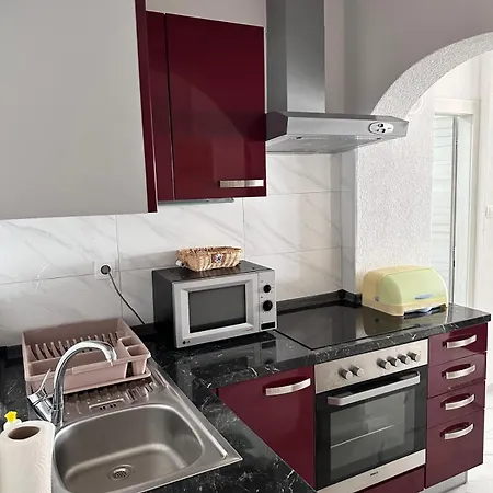 Djurda Apartamento *